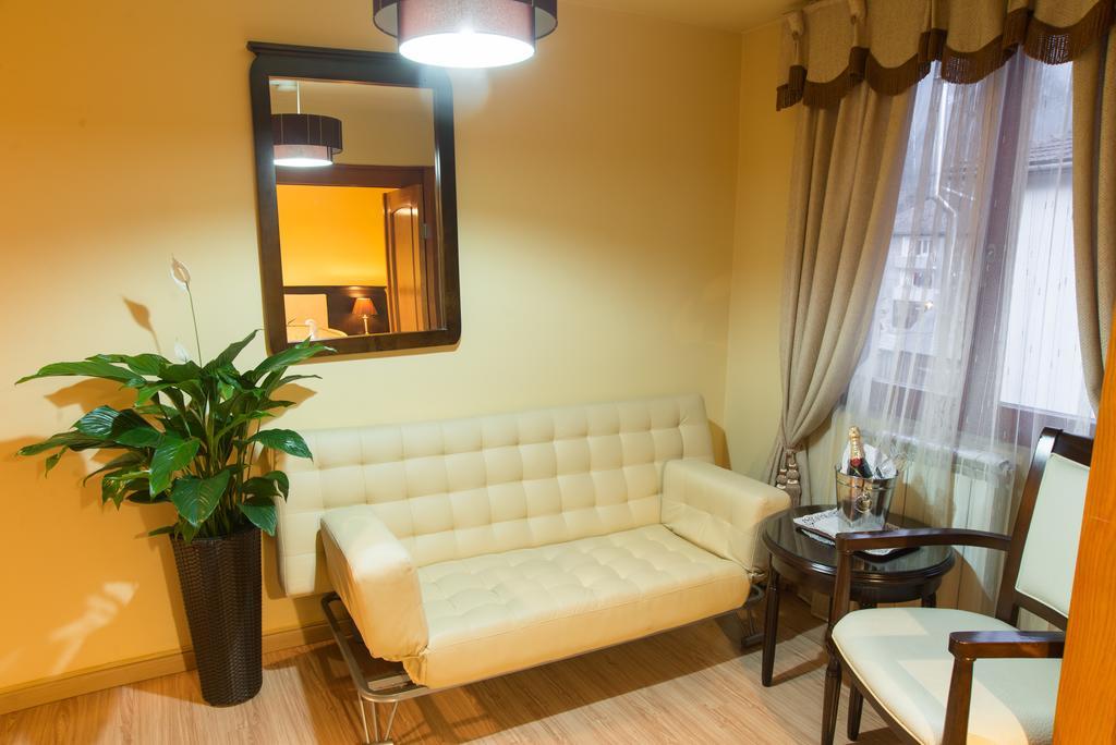 Csillag Panzio Hotel Lunca de Jos  Bagian luar foto